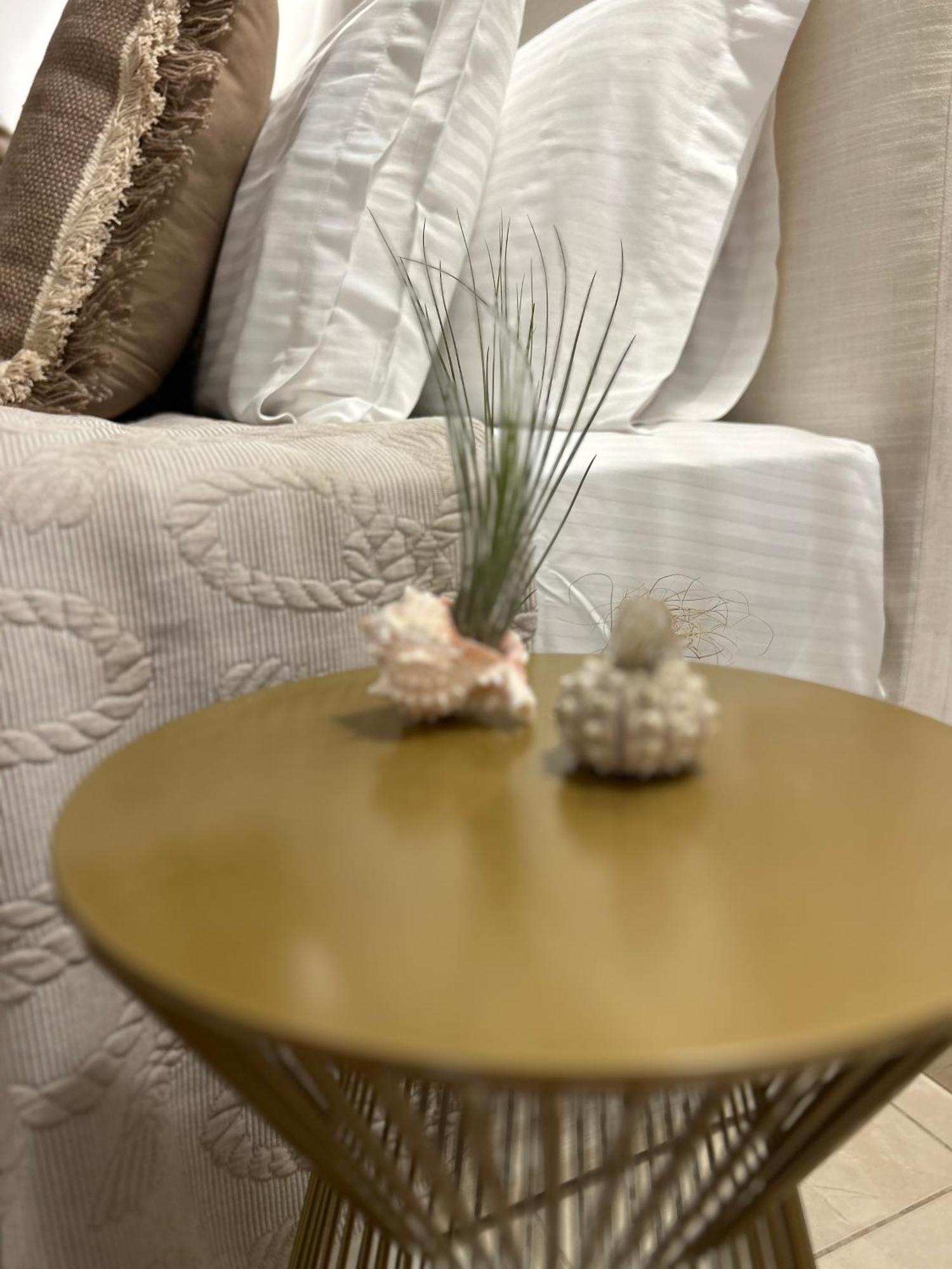 Calliopes By The Sea Boutique Suites Paralia Dionysiou Bagian luar foto